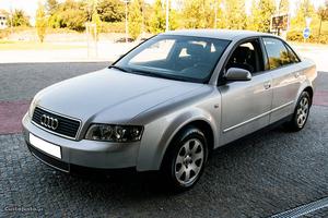 Audi A4 1.9TDI 130CV ESP Junho/02 - à venda - Ligeiros