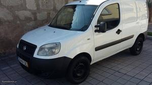 Fiat Doblo 1.3 multijet Junho/09 - à venda - Ligeiros