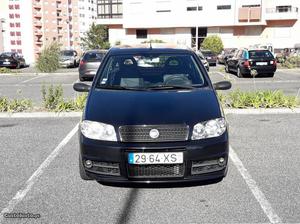 Fiat Punto 1.3 JTD Sport Van Julho/04 - à venda -