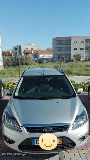 Ford Focus 97 mil kms 110 cv Novembro/10 - à venda -