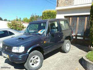 Hyundai Galloper todo terreno Dezembro/98 - à venda -