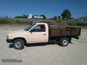 Nissan Pick Up direcçao assistida Novembro/92 - à venda -