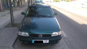 Opel Astra f 1.4i 16v 90cv Março/97 - à venda - Ligeiros