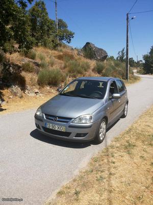 Opel Corsa 5p Junho/04 - à venda - Ligeiros Passageiros,