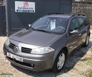 Renault Megane Break 1.9 DCI Fevereiro/04 - à venda -