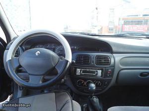 Renault Mégane 1.4 I Julho/99 - à venda - Ligeiros