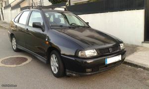 Seat Cordoba 1.4i GLX Dir.Assist. Maio/97 - à venda -