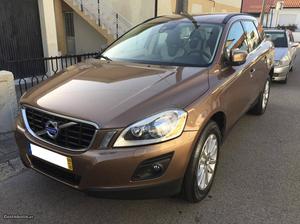 Volvo XC 60 D 5 AWD Summum Julho/09 - à venda - Pick-up/