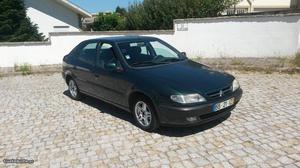 Citroën Xsara  kms Setembro/97 - à venda -