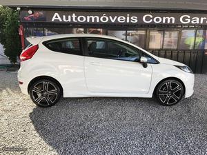 Ford Fiesta 1.6 TDCi Sport Abril/10 - à venda - Ligeiros