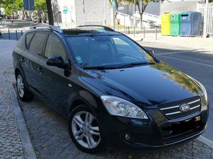 Kia Ceed 1.6crdi115 cv Janeiro/08 - à venda - Ligeiros