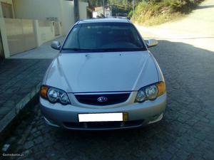 Kia Shuma 1.5 II LS Setembro/03 - à venda - Ligeiros