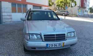 Mercedes-Benz C 220 C220 Diesel SW Abril/97 - à venda -