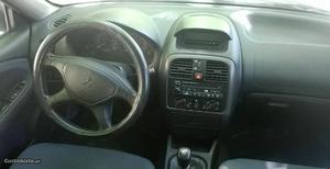 Mitsubishi Carisma 1.3 glx Abril/02 - à venda - Ligeiros