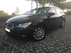 Seat Leon st 1.6TDi Style 14 Maio/14 - à venda - Ligeiros