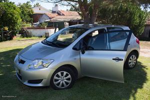 Toyota Auris Luna Março/08 - à venda - Ligeiros