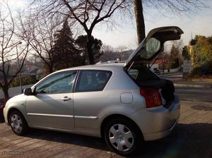 Toyota Corolla 1.4-D4D-90CV-Ac Junho/06 - à venda -