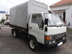 Toyota Dyna 150 Como Nova Outubro/95 - à venda - Comerciais