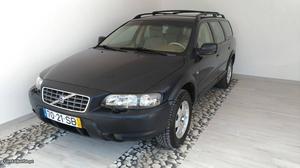 Volvo V70 Cross Country Julho/01 - à venda - Ligeiros