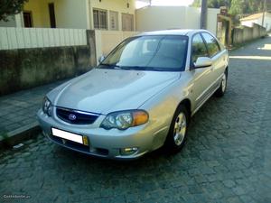 Kia Shuma 1.5 II LS Abril/03 - à venda - Ligeiros