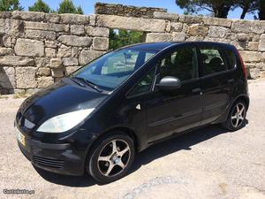 Mitsubishi Colt 1.5 DI-D Junho/05 - à venda - Ligeiros