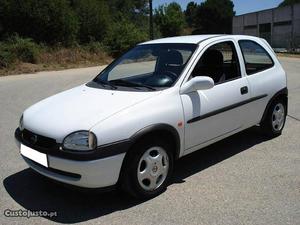 Opel Corsa 1.5TD VAN estimado Abril/99 - à venda -