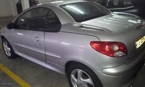 Peugeot 206+ cabrio cc Abril/01 - à venda - Descapotável /