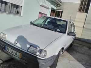 Renault  Maio/92 - à venda - Ligeiros Passageiros,