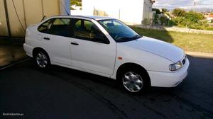 Seat Cordoba 1.4 MPi Agosto/96 - à venda - Ligeiros