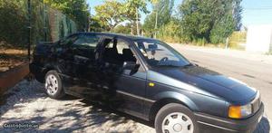 VW Passat 1.9 TD Janeiro/93 - à venda - Ligeiros