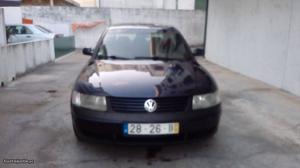 VW Passat 1.9 TDI 110CV Maio/97 - à venda - Ligeiros