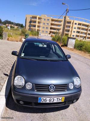 VW Polo 1.4 Highline Março/02 - à venda - Ligeiros