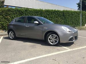 Alfa Romeo Giulietta 1.6JTDm2 Fevereiro/12 - à venda -