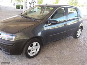 Fiat Punto 1.2 cili A/C Março/02 - à venda - Ligeiros