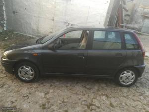 Fiat Punto 1.7 td Maio/97 - à venda - Ligeiros Passageiros,