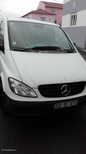 Mercedes-Benz Vito CDI 110 Dezembro/03 - à venda -