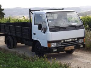 Mitsubishi Pick Up canter fe 444 Abril/92 - à venda -