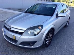 Opel Astra 1.3 Fevereiro/05 - à venda - Ligeiros