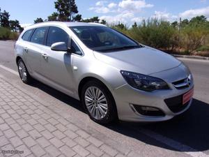 Opel Astra 1.7 cdti cosmo Janeiro/13 - à venda - Ligeiros