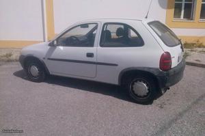 Opel Corsa 1.7 D Fevereiro/98 - à venda - Ligeiros