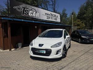 Peugeot  e-HDi Active Março/13 - à venda - Ligeiros