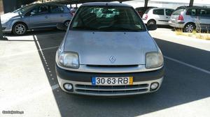 Renault Clio 1.9d Janeiro/01 - à venda - Comerciais / Van,