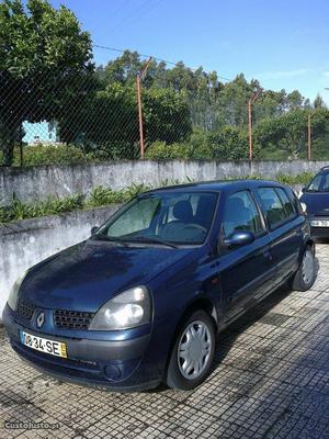 Renault Clio 16 v 1.2 5 portas Agosto/01 - à venda -