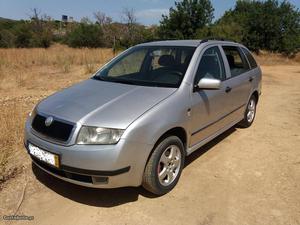 Skoda Fabia 1.4 Janeiro/01 - à venda - Ligeiros