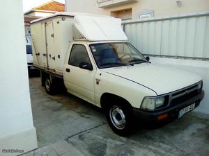 Toyota Hilux contentor isotermico Agosto/92 - à venda -