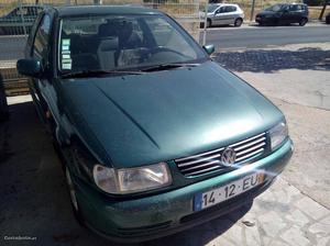 VW Fox  Fevereiro/95 - à venda - Ligeiros Passageiros,