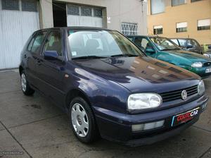 VW Golf 1.3 Dirc Assitida Fevereiro/97 - à venda - Ligeiros