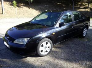 Ford Mondeo 2.0 TDI 115 CV Junho/01 - à venda - Ligeiros