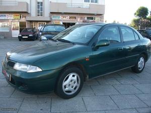 Mitsubishi Carisma 1.8 i 140 cv Junho/99 - à venda -