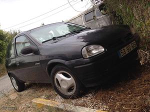 Opel Corsa Corsa B Janeiro/94 - à venda - Ligeiros